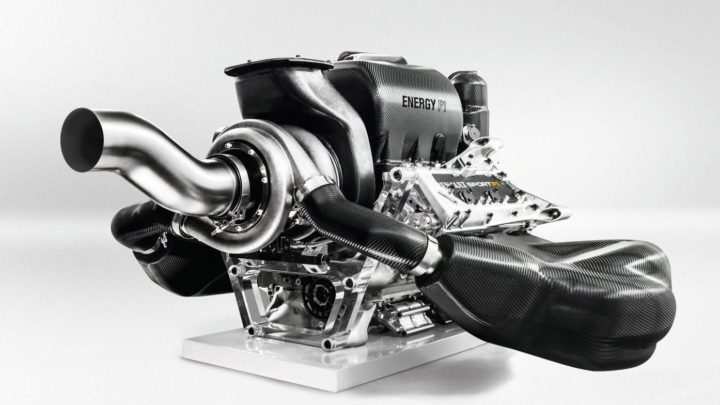 Какая мощность двигателей болидов Формула 1?