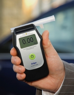 Порядок осмотра водителей на алкоголь или наркотики в Украине