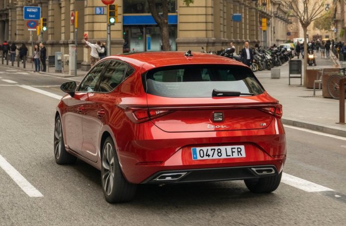 новый Seat Leon 2020