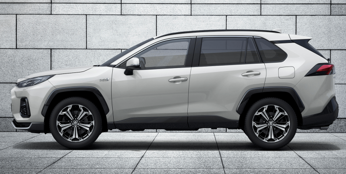 Suzuki Across вид сбоку