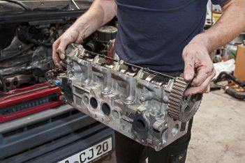 это убивает двигатель автомобиля