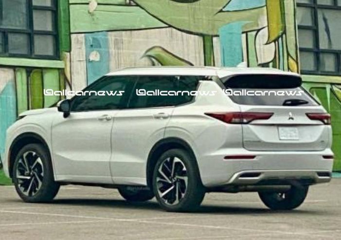 Новый Mitsubishi Outlander 2021