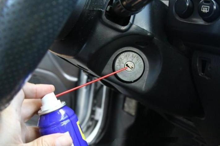 Как вынуть сломанный ключ из замка