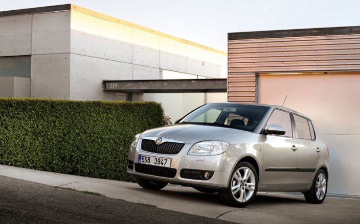 Skoda Fabia 5J (2007—2014) плюсы минусы