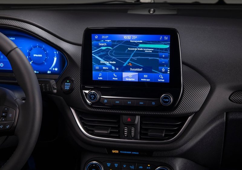 Ford представил новую Fiesta. Она стала экономичней, безопасней и умней