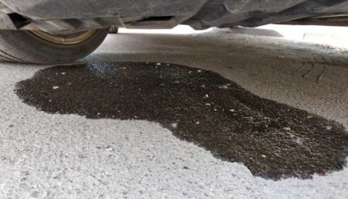 Лужа под машиной спереди. Как распознать то, что вытекло?