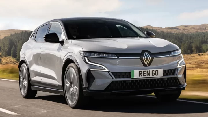 Новый Renault Megane E-Tech 2022 обзор