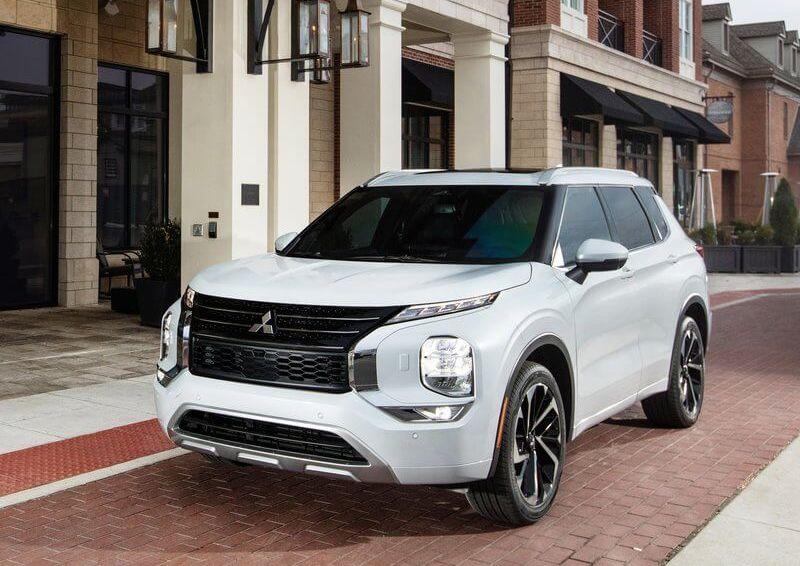 Mitsubishi Outlander 2023